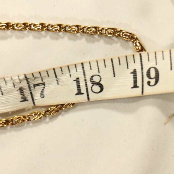 TJW by Mervyn's Genuine Leather Vintage Gold Chain Purse - Picture 12 of 13